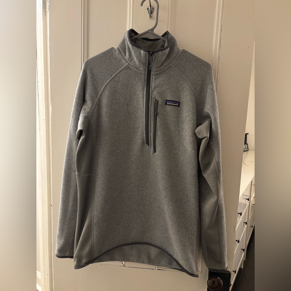 Patagonia Heather Gray Fleece Pullover